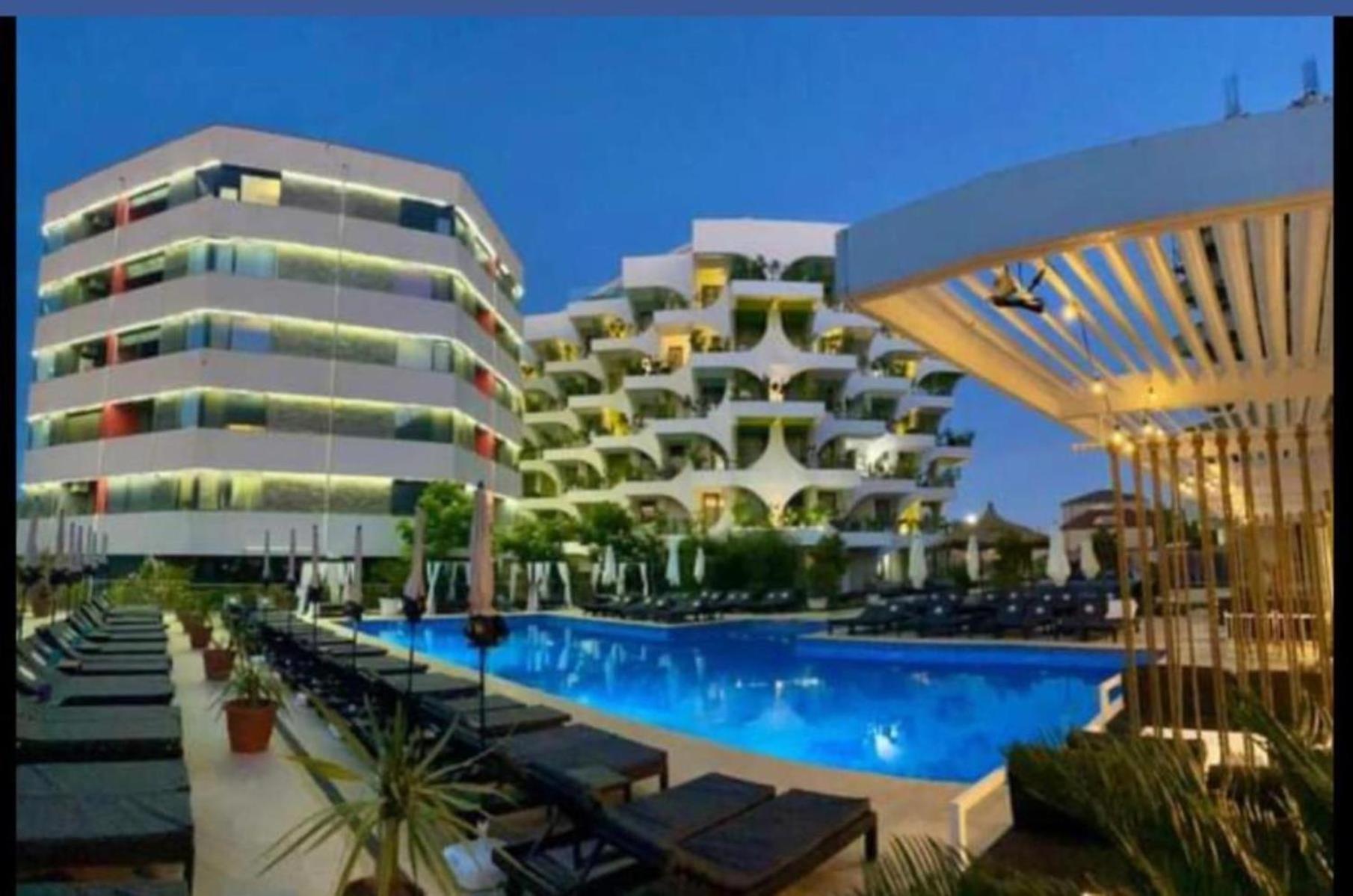 Donny Luxury Apartment Năvodari Εξωτερικό φωτογραφία
